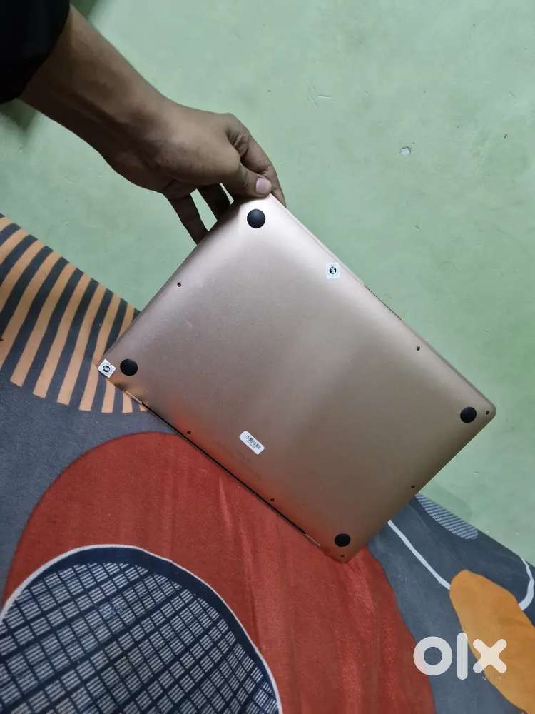 Mac Book m1 air 8 gb ram