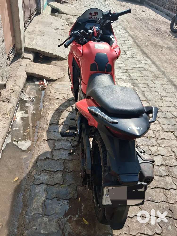 Hero Xtreme 200s good condition