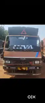 TATA 1109 Truck – 2011 Model 19 feet