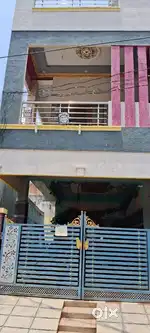 Decent building