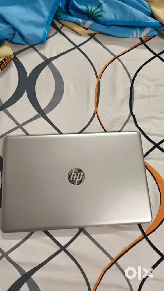 Lenovo i3 7th gen laptop 4gb ram