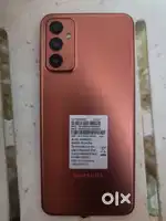 Samsung F-23 5G 6-128 Amoled Display