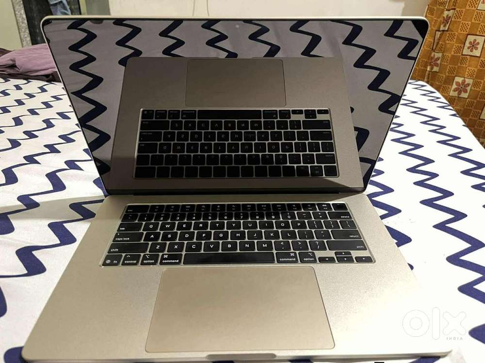 Mackbook M4 16 GB 512 SSD 5 Month old