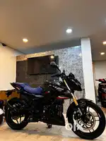 BRAND NEW ONLY 2 MONTHS OLD PULSAR N160 UG ONLY 900KM RAN WITH USD FRK