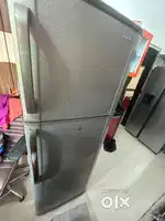 345 Lit. Double Door Samsung refrigerator
