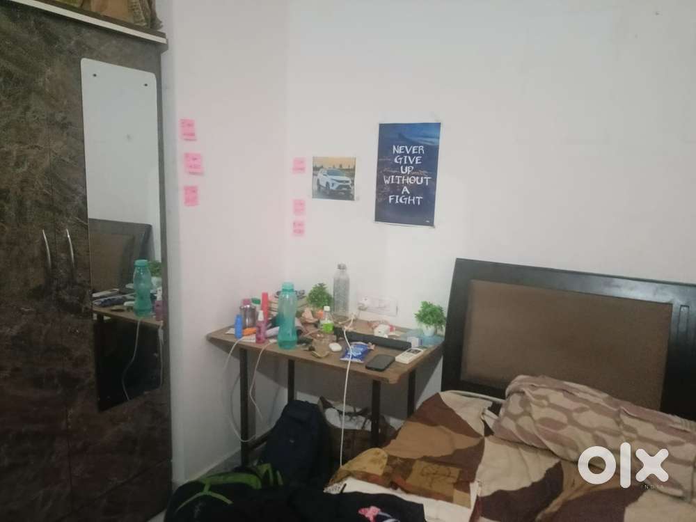 2BHK FLAT, 1 ROOM available