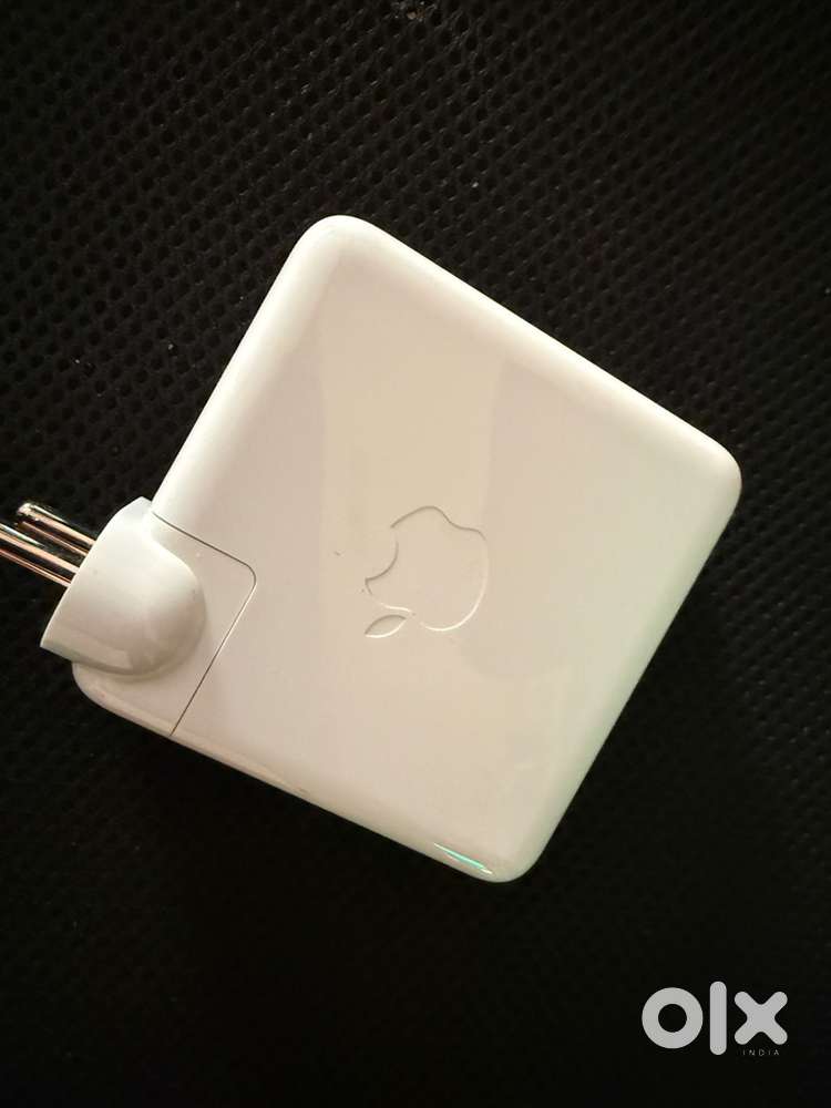 Apple 96 W Wall Charger for Mobile with Detachable Cable  (White)