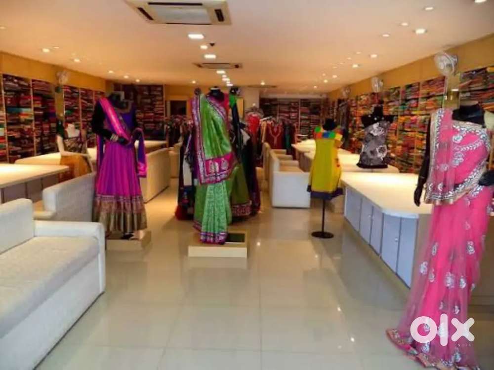 लड़के / लड़कियों की SAREE SHOWROOM में आवश्यकता है।.

CONTACT TO:-HR N