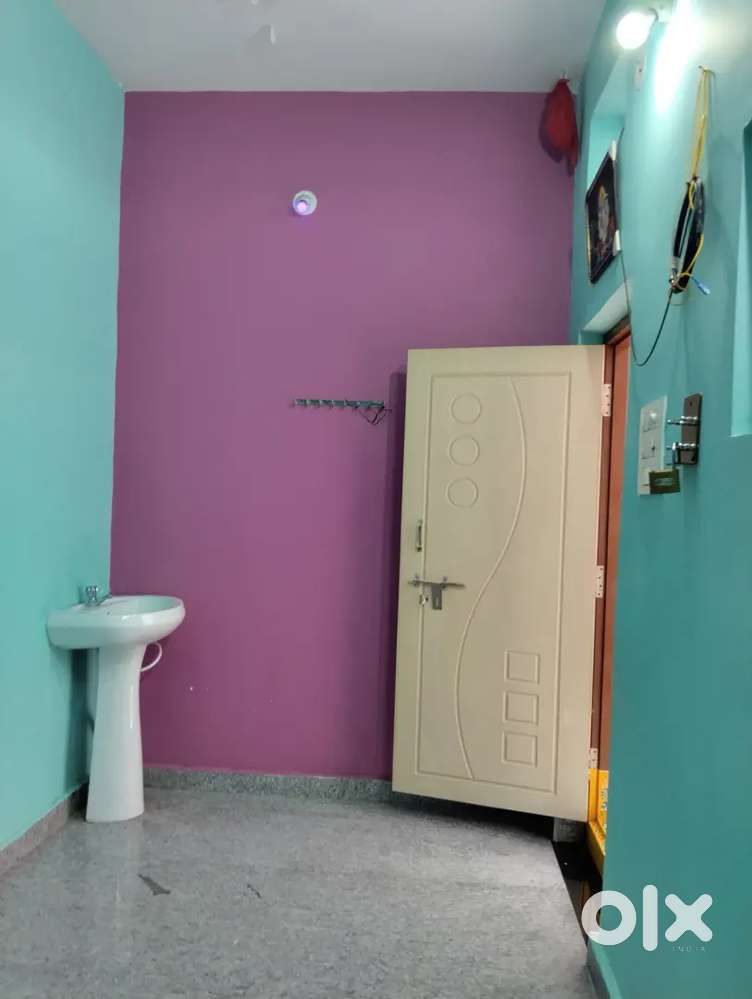 1 Room For Rent on Terrace Near Pandipadu Racha Katta