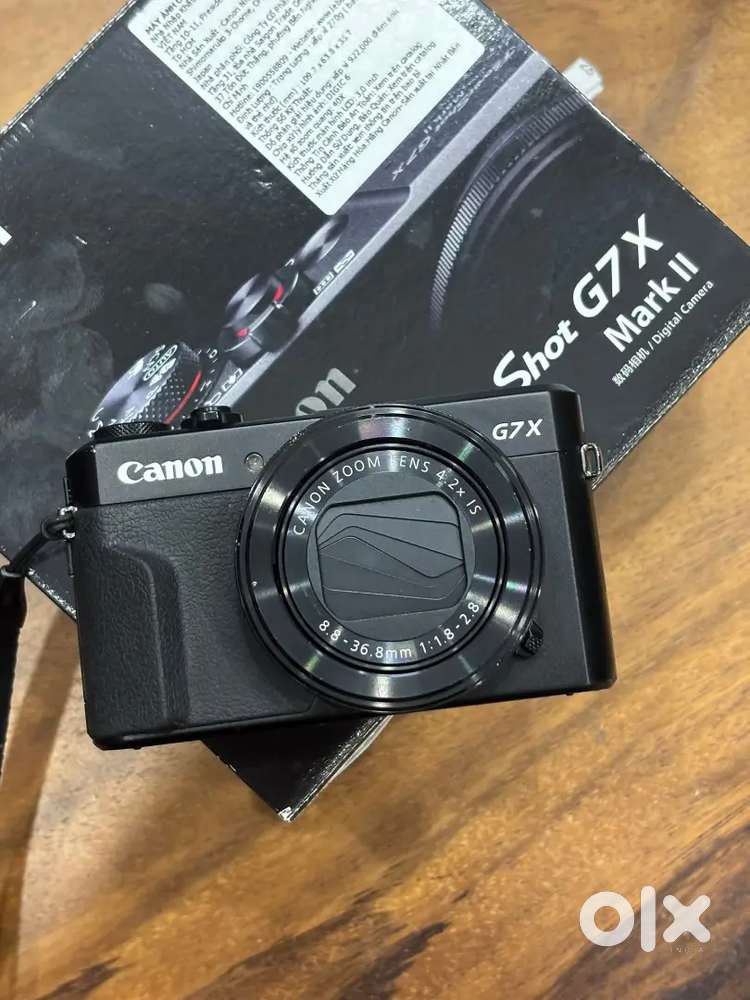 Canon PowerShot G7 X Mark II Digital Camera