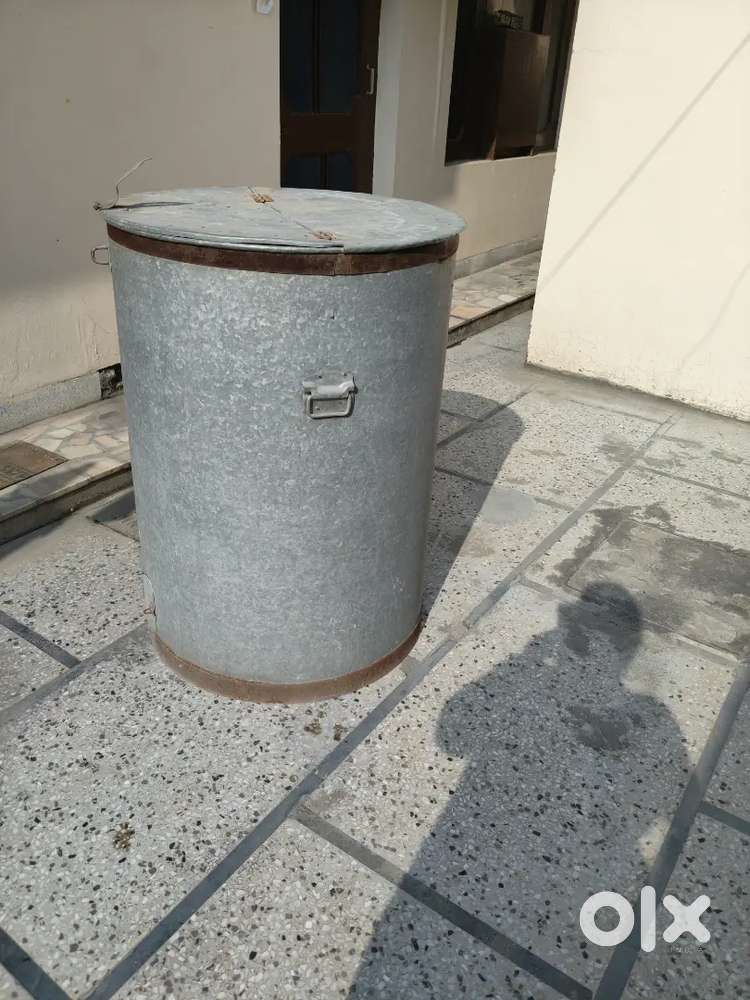 Storage tank (Container)