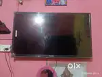Thomson FA 43 inch HD LED Smart Android Tv  1.5 Years Old Screen crack