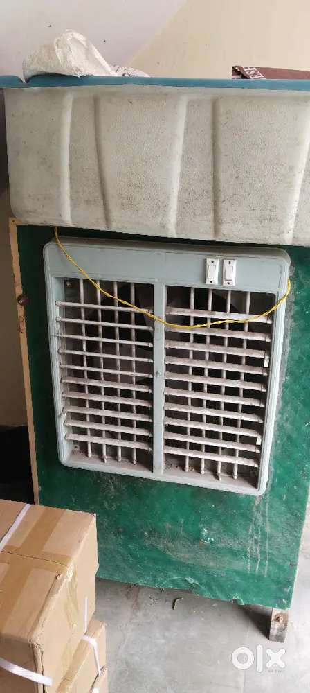 Summer Cooler with tank