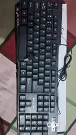 Standard wired keyboard