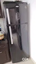 283 Lt. Whirlpool Double door Fridge in good condition