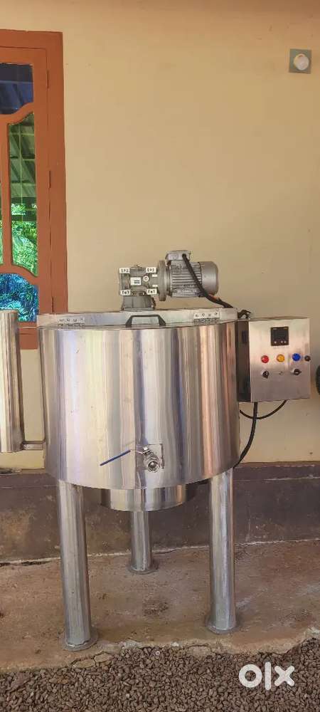 Electric kettle, juice expeller and storage tank for sale-1.5year used