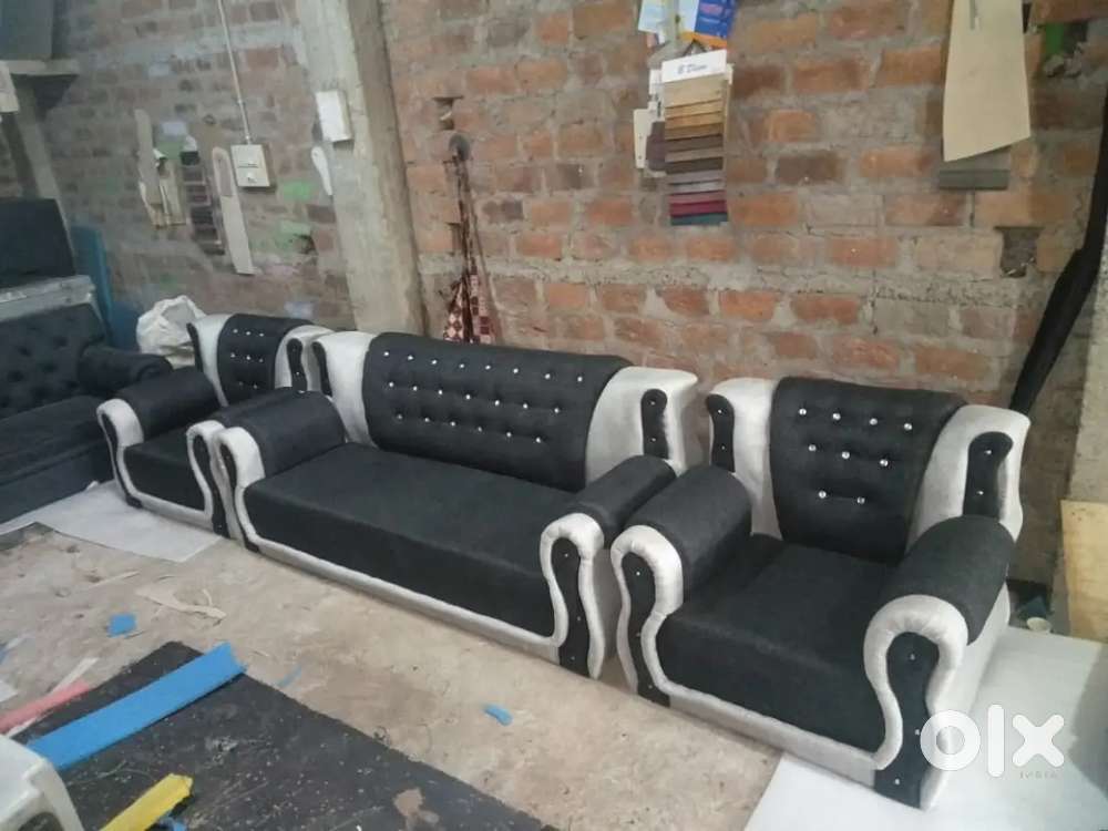 Aman sofa set 3+1+1 Five seater