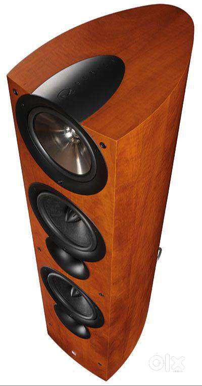 KEF IQ 9 3-way two-bass chassis tower speaker