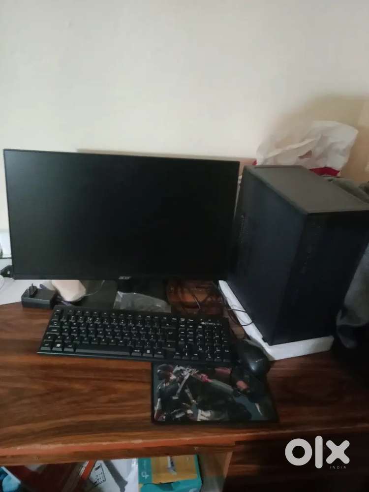 Monitor and pc full setup