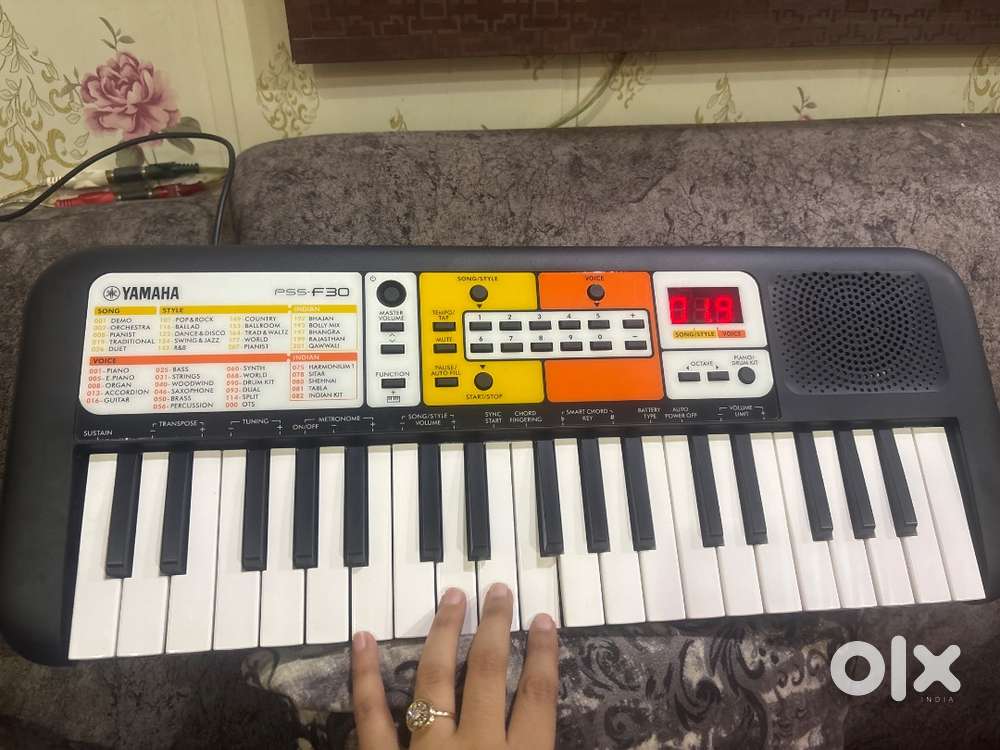Yamaha Pss-F30 Piano