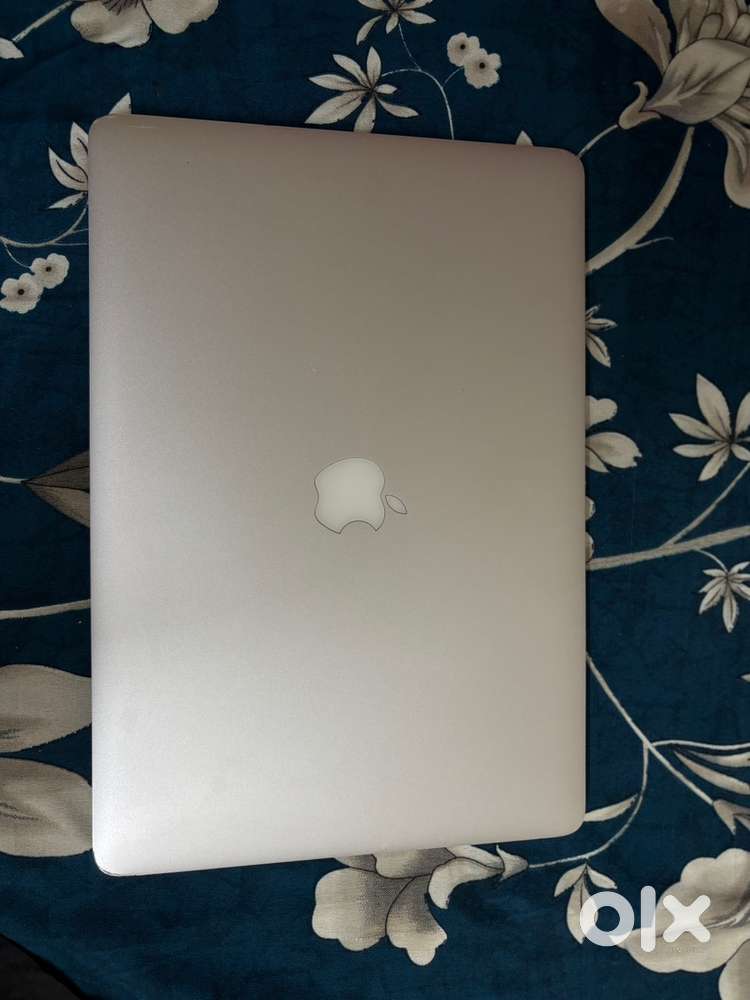 MacBook Pro Retina 15-inch (Mid-2015, i7, 16GB RAM, 256GB SSD)