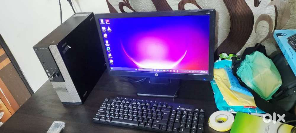 i5-2nd Gen computer with monitor and keyboad