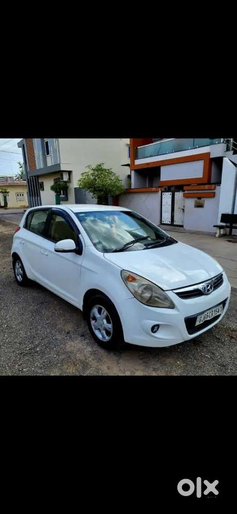Hyundai i20 2011 CNG & Petrol Good Condition