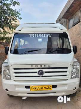 Tempo Traveller T2 17 Seater