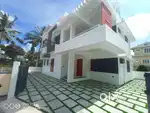 5.5 CENT 5 BHK KARIYAVATTOM LNCPE