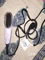 Vega go mini straightening brush