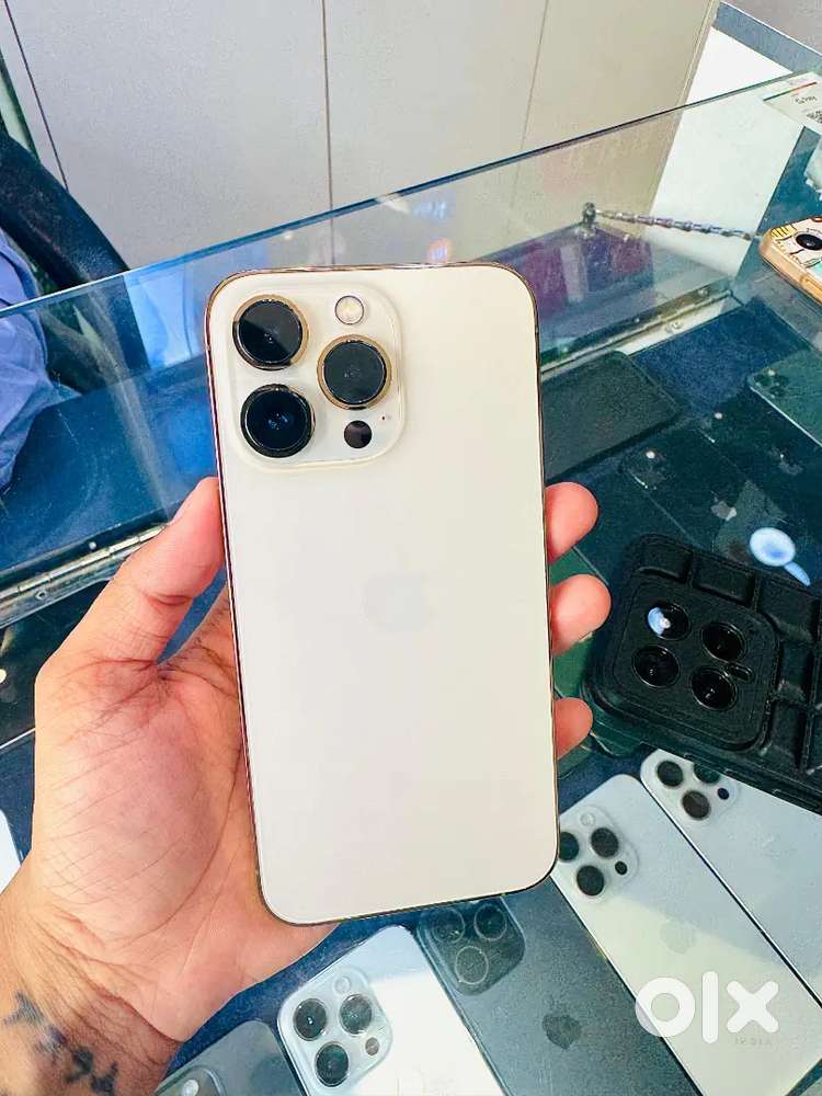 iPhone 14 pro in warranty available