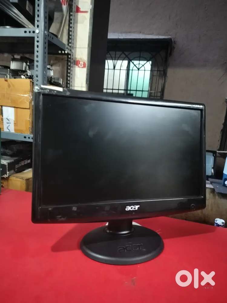16 inch acer lcd monitor perfect working and new looking condition