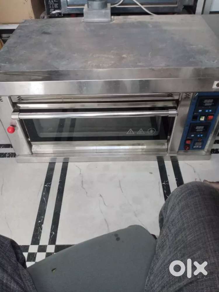 Pizza oven