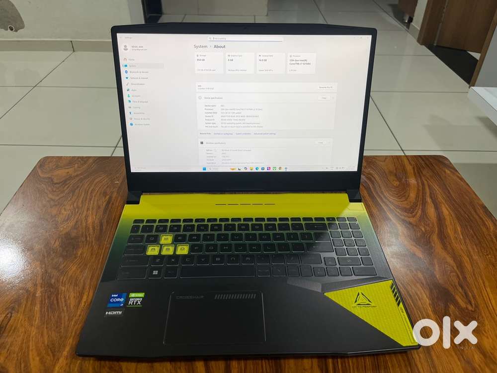 MSI Crosshair 15 Gaming Laptop – Excellent Condition