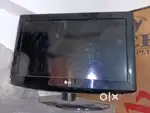 Old 26 inch LG TV screen damaged during transportation
