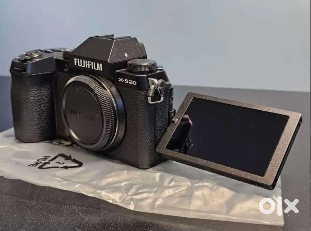 Fujifilm X-S20 26.1MP Camera Black w Warranty w FUJINON XF 16-50mm