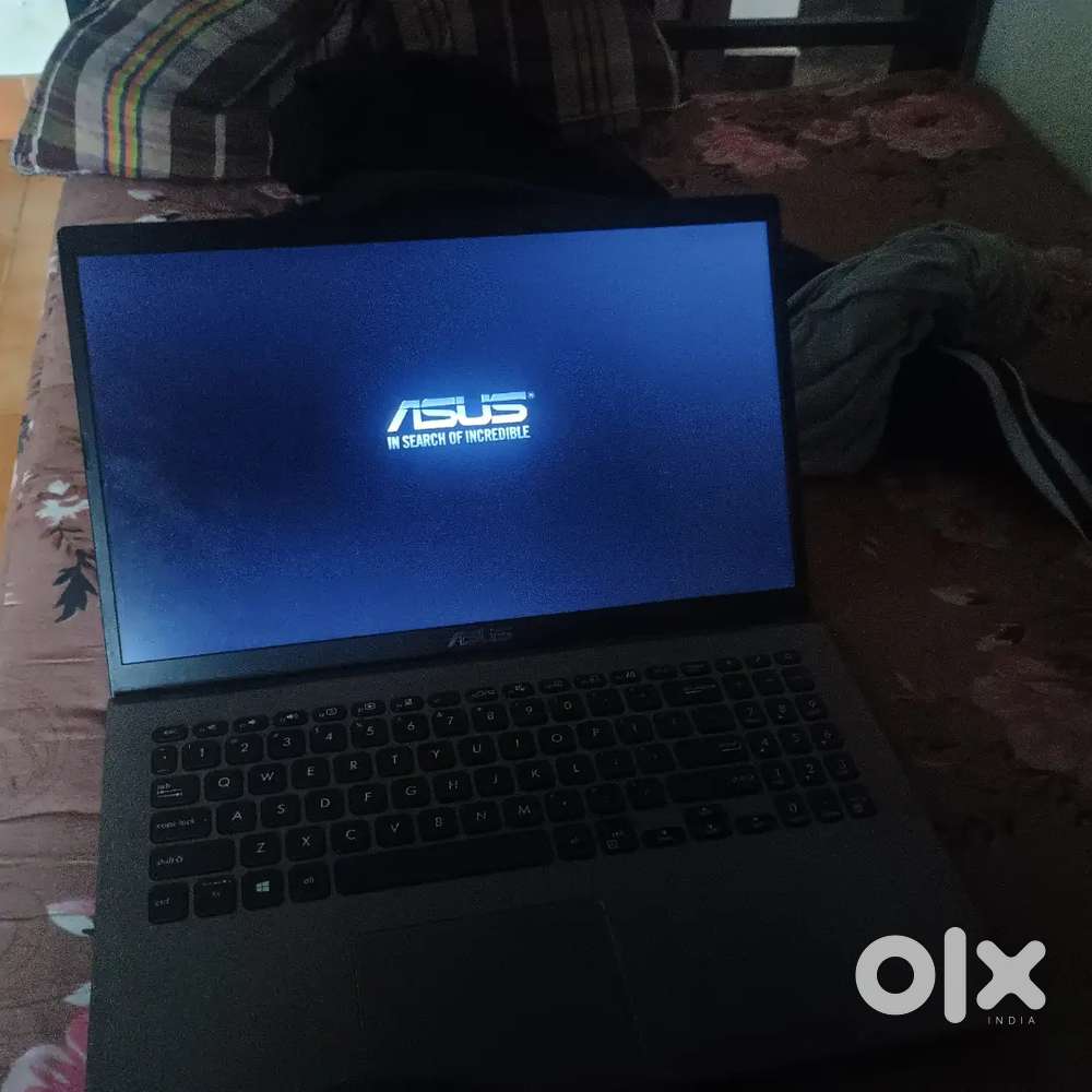 Asus vivo book 14 Ryzen 3 (negotiable)