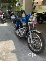Royal Enfield electra twin plug..Aug 2016