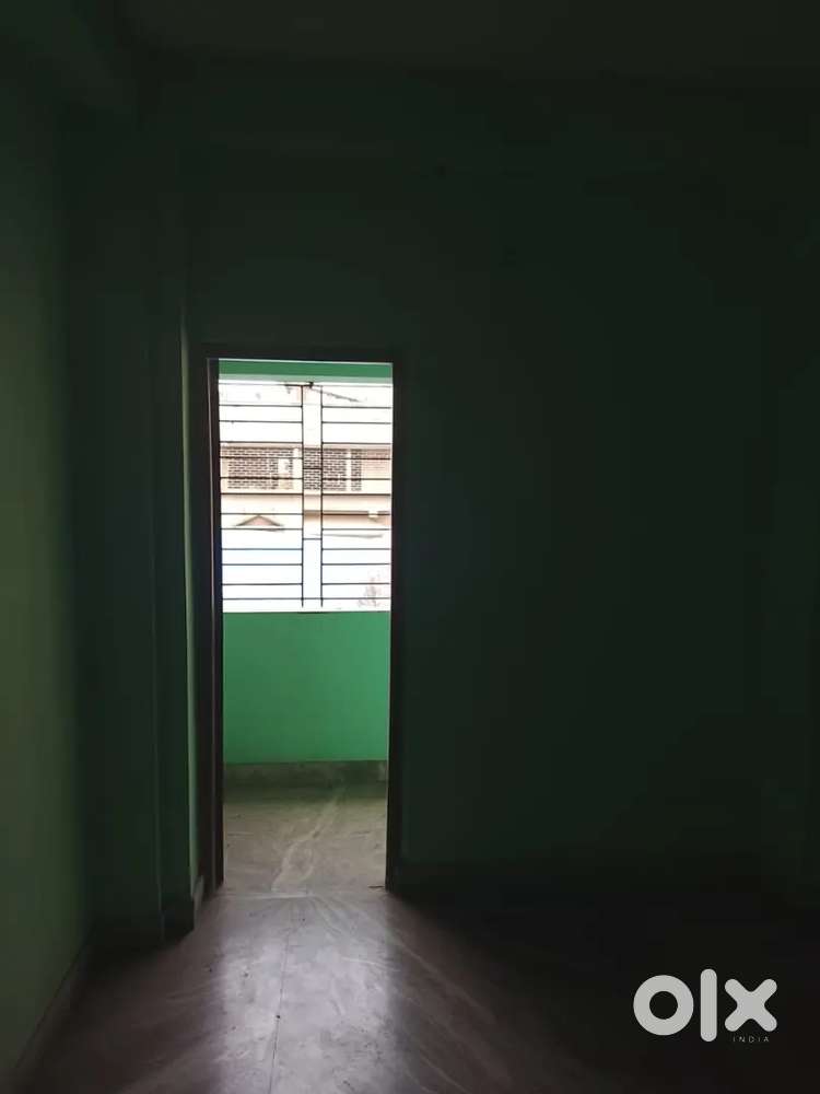 2bhk flat near green park 5 minutes from em by pass mukundapur