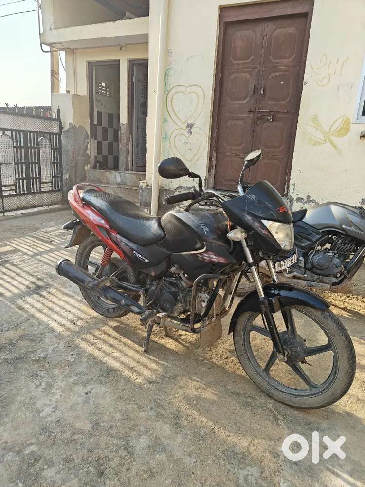 अभी 1 महीने पहले इंजिन का काम करवाया है 6000 रूपये लगाए है