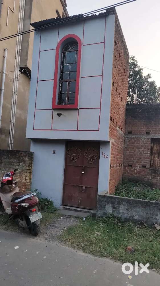 It is located in subhas pally benachitty