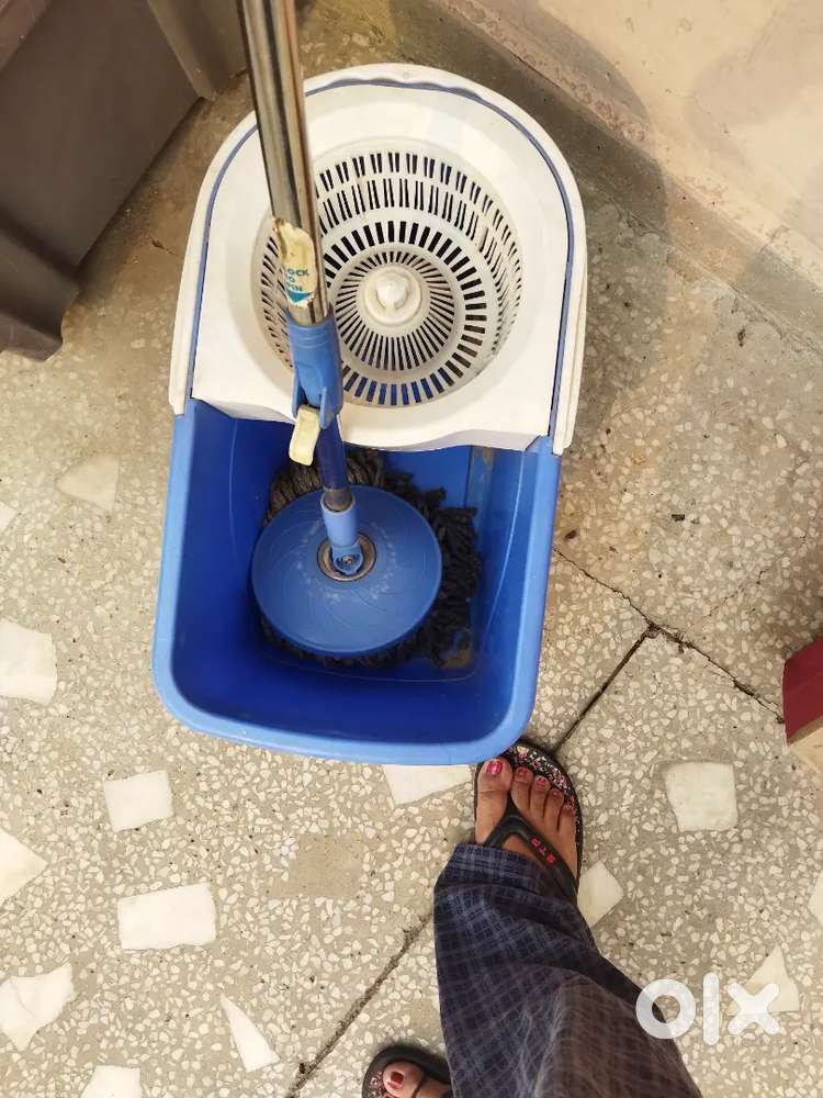 Bucket mop one month old less use