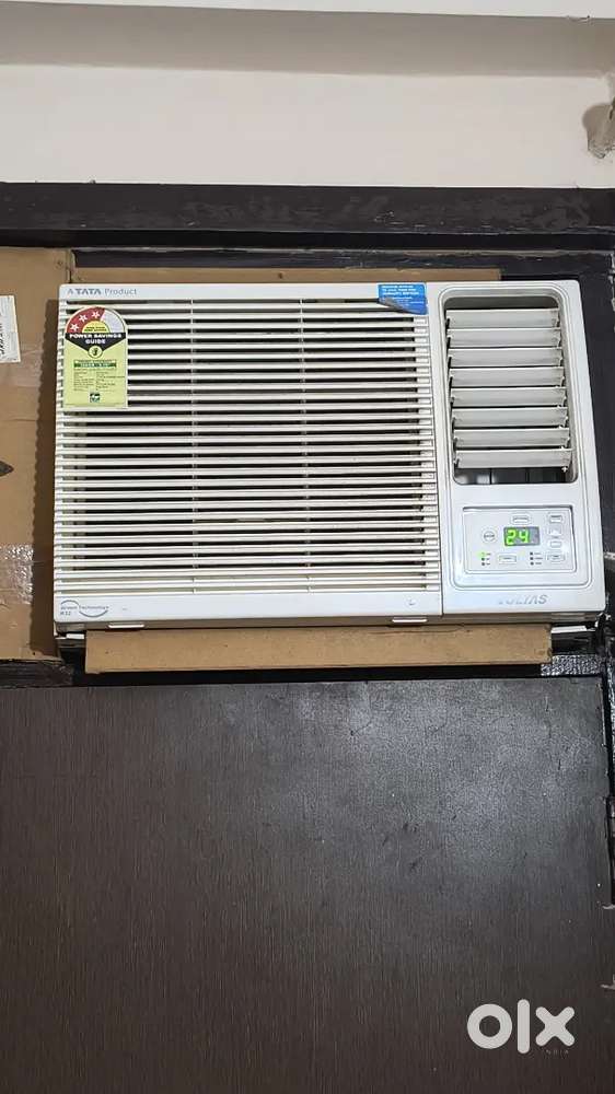 “1 Ton window AC for sale - Excellent condition. ”