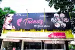 Ladies Parlor/Salon available for rent