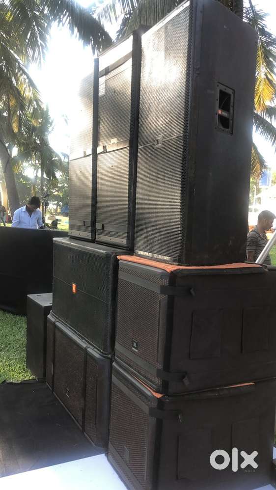 Jbl srx 725/728 for sale