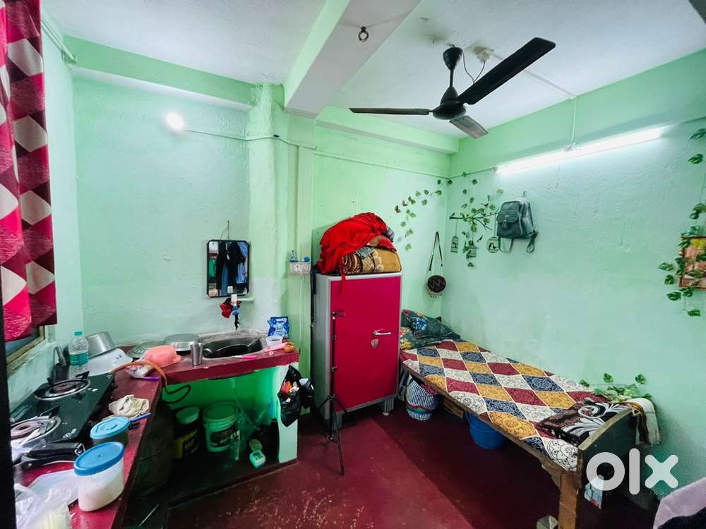 Pillar no-83/bailey road/single room with kitchen/bathroom