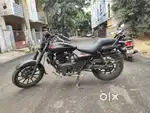 Avenger 220 CC