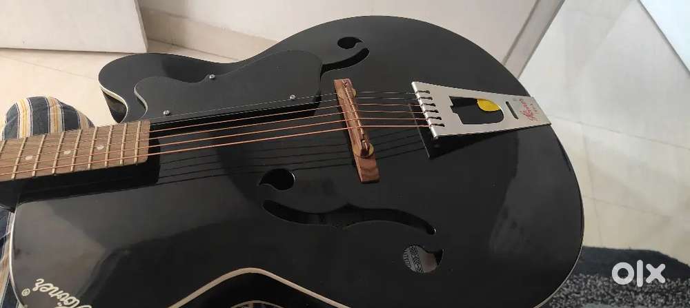 Hovner 215 Black F-Cut Rosewood Fretboard Acoustic Guitar