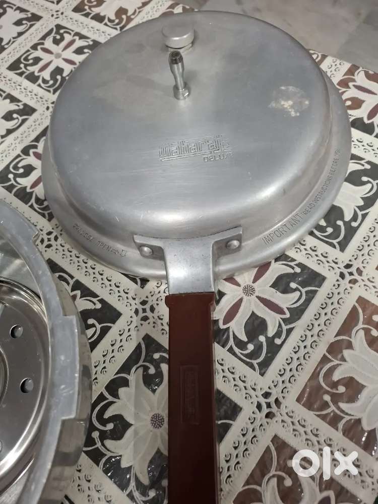 MAHARAJA DELUXE MODEL 4LITRES PRESSURE PAN