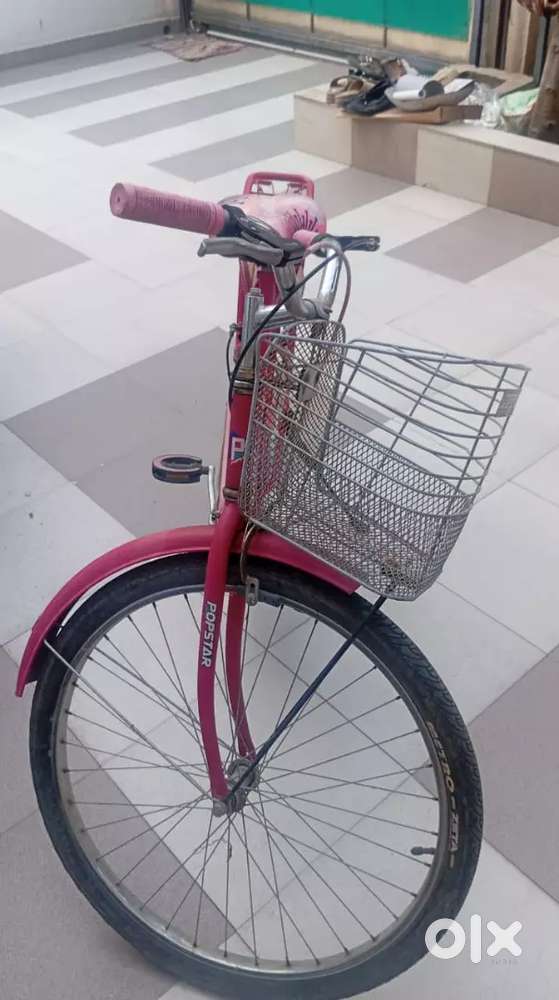 LADIES PINCK COLOUR BYCYCLE